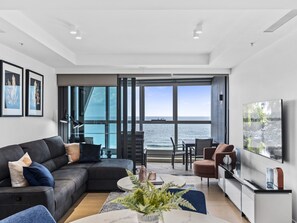 Apartment | Living room - Luxury Beachfront 1-bed Apartment With Pool & Gym (Gold Coast)