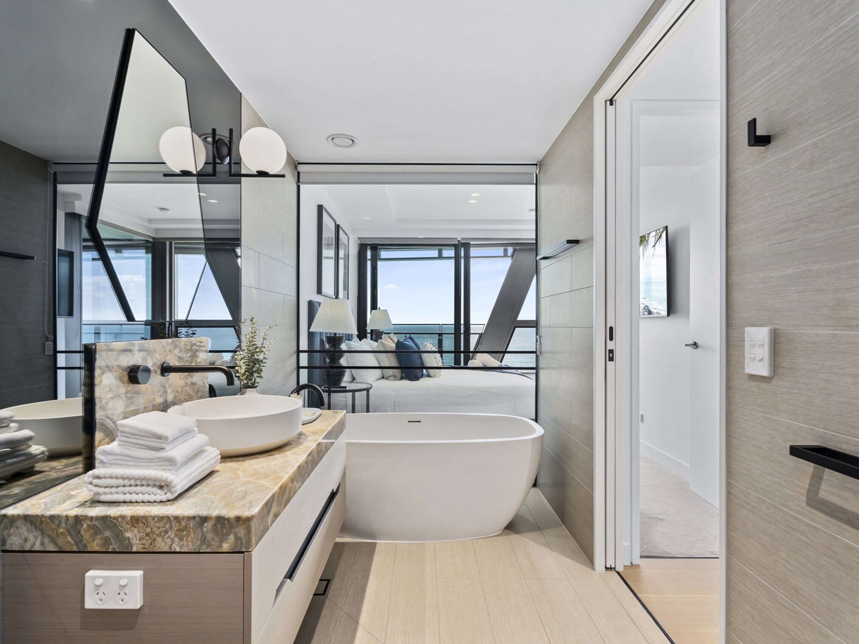 Apartment | Bathroom