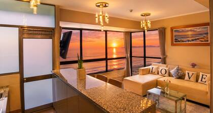 "Oceanfront 3BR, Home Office, Pool, Gym, Sauna, BBQ, Play area and Free Parking"
