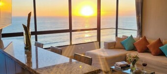 "Oceanfront 3BR, Home Office, Pool, Gym, Sauna, BBQ, Play area and Free Parking"