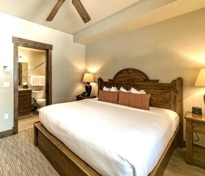 WiFi, bed sheets - Ski in/Ski out 2 bedroom suite in Breckenridge, 3/25-28 (Breckenridge)