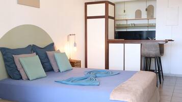 1 chambre, fer et planche à repasser, Wi-Fi, draps fournis