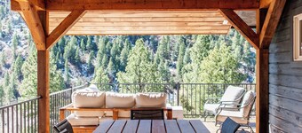 Breathtaking View 12 Min to Downtown