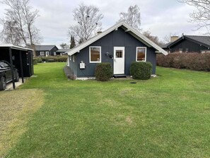 House | Exterior - 4 Star Holiday Home in Juelsminde (Juelsminde)