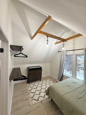 1 bedroom, iron/ironing board, WiFi, bed sheets - The Albany Loft (Chicago)