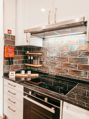Apartment | Private kitchen - Stay Near Avenida & Rossio (Sintra)