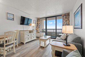 TV - Beachfront Condo with Ocean Balcony and Pools (Myrtle Beach)