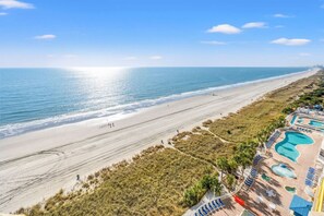 Beach nearby - Beachfront Condo with Balcony and Resort Pools (North Myrtle Beach)