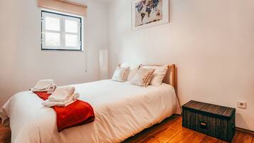 1 bedroom, iron/ironing board