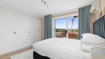 Apartamento | 3 quartos, espaço de trabalho para notebook, roupa de cama