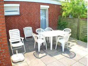 Bungalow | Balcony - Bungalow in Strandnaehe, Dornumersiel (Dornum)