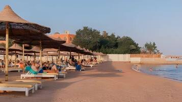 Room, 1 Bedroom, Accessible, Smoking | Beach