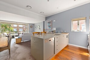 Apartment | Private kitchen - Bright Home Steps From Double Bay Beach (Sydney)