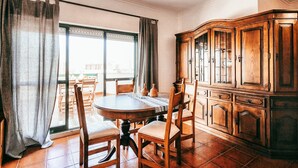 Apartment | Dining - Gem Near Lisbon & Beach (Amadora)