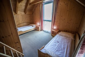 Ferienhaus | 2 Schlafzimmer, individuell eingerichtet