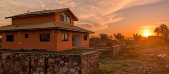 Quaint 3-bedroom house in Fort Liberte perfect for relaxing stays