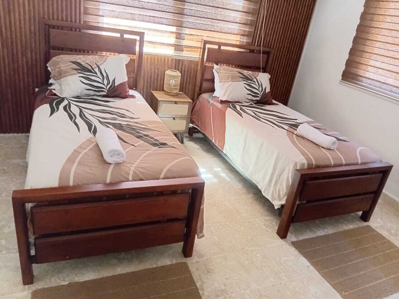 3 عدّة غرف نوم ومكتب ومكواة/لوح كي وواي فاي مجانًا