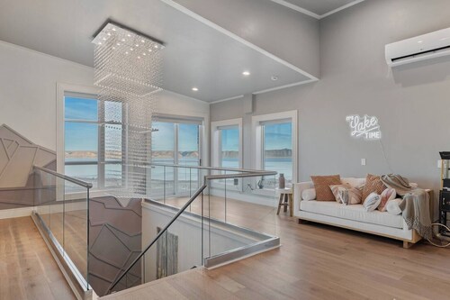 Moose Ridge Lodge | 7500sqft Designer Container Home w/ Hot Tub & Game Room!