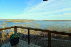 Property grounds - Skytop - Hands down the best view on Beaver Lake (Rogers)