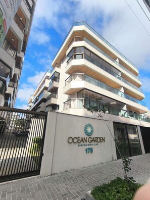 Exterior - Ocean Blue Apartment, 80m from Forte Beach (Cabo Frio)
