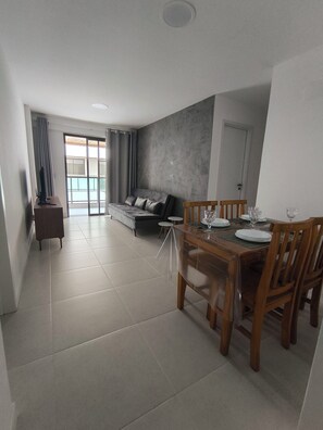Interior - Ocean Blue Apartment, 80m from Forte Beach (Cabo Frio)