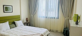 BEDROOM SET