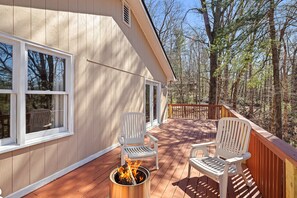 Terrace/patio - 17 Minutes to Asheville, Pet Friendly, 3 King Beds, Fenced in Yard (Black Mountain)