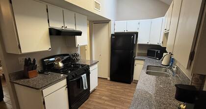 Quiet 3-bedroom house near the hospital in Sierra Vista