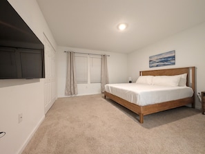 3 chambres, bureau, Wi-Fi gratuit, draps fournis