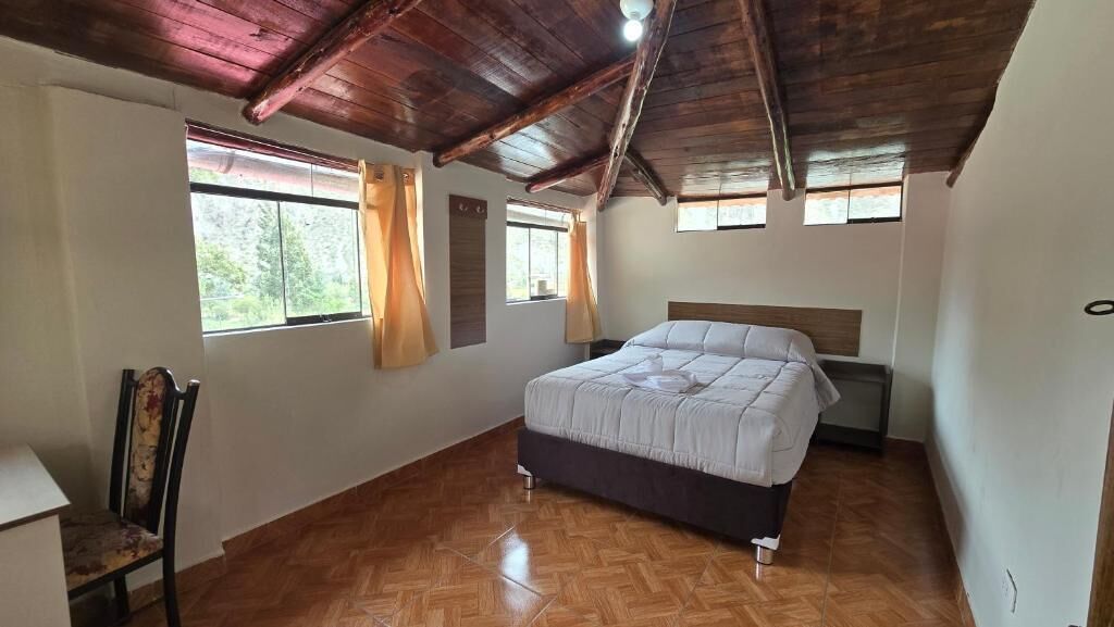 Dobbeltrom – deluxe, terrasse, fjellutsikt | Skrivebord, skrivebord for bærbar PC og wi-fi (inkludert)