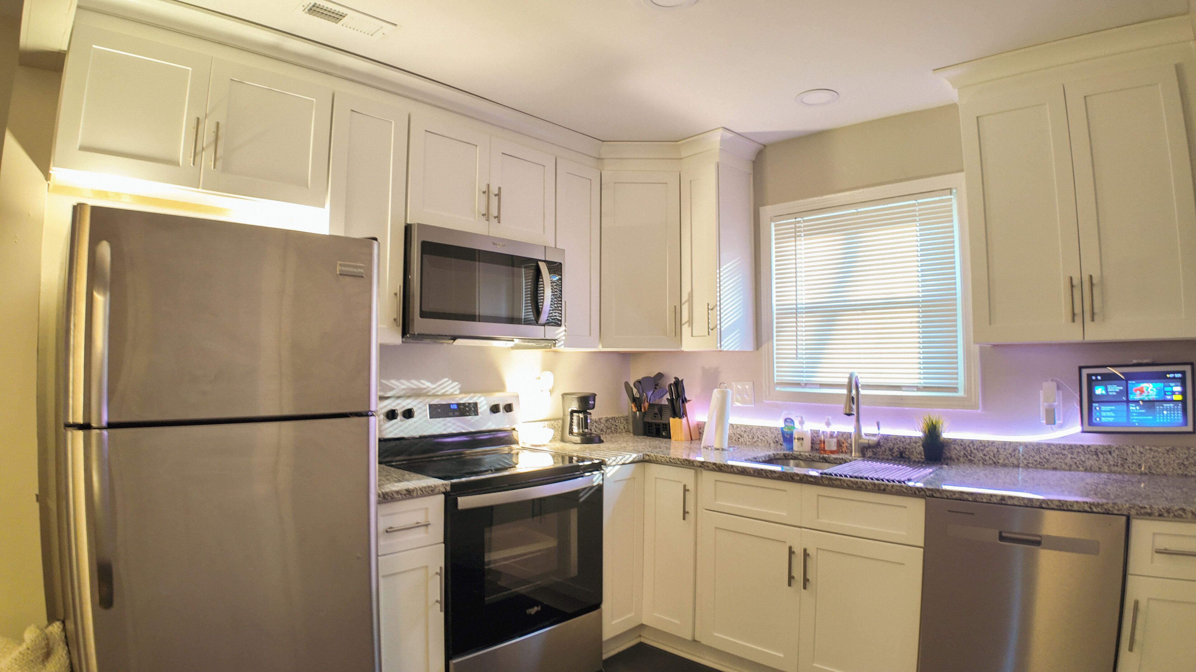 Micro-ondas, fogão, cooktop, lava-louças