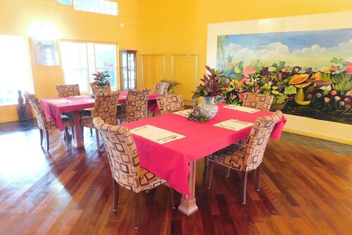Beautiful 8-bedroom villa with AC in serene Soufriere. Just a few minutes from
