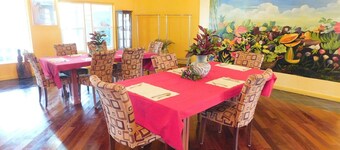 Beautiful 8-bedroom villa with AC in serene Soufriere. Just a few minutes from