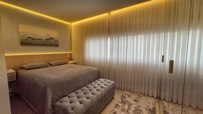 2 bedrooms, iron/ironing board, WiFi, bed sheets - New and cozy apartment in Curitiba. (Curitiba)