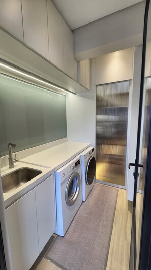 Interior - New and cozy apartment in Curitiba. (Curitiba)