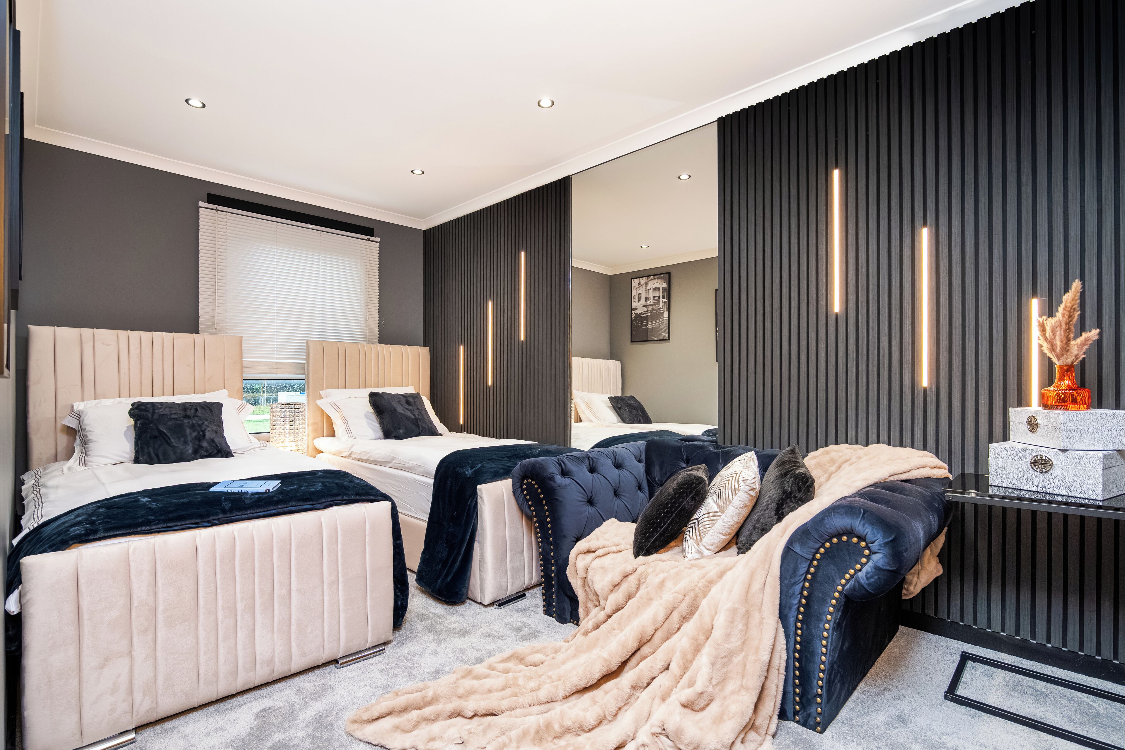 Strykejern/-brett, wi-fi og sengetøy