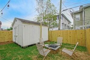 Property grounds - Wonderful 3-bedroom house with AC in vibrant New Orleans (New Orleans)