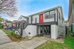 Exterior - Wonderful 3-bedroom house with AC in vibrant New Orleans (New Orleans)