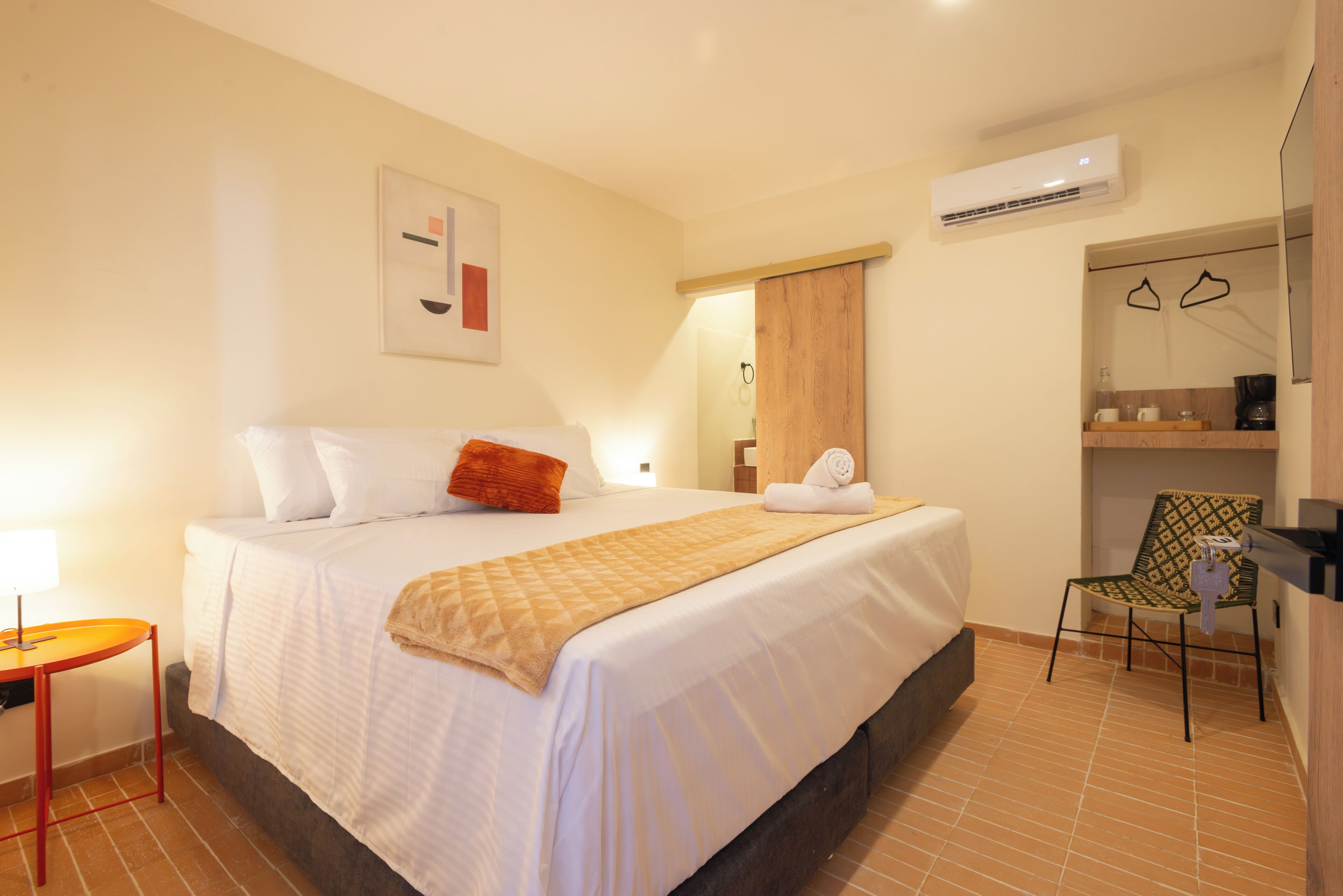 Wifi gratis y ropa de cama