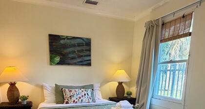 The Coconut Grove Hideaway