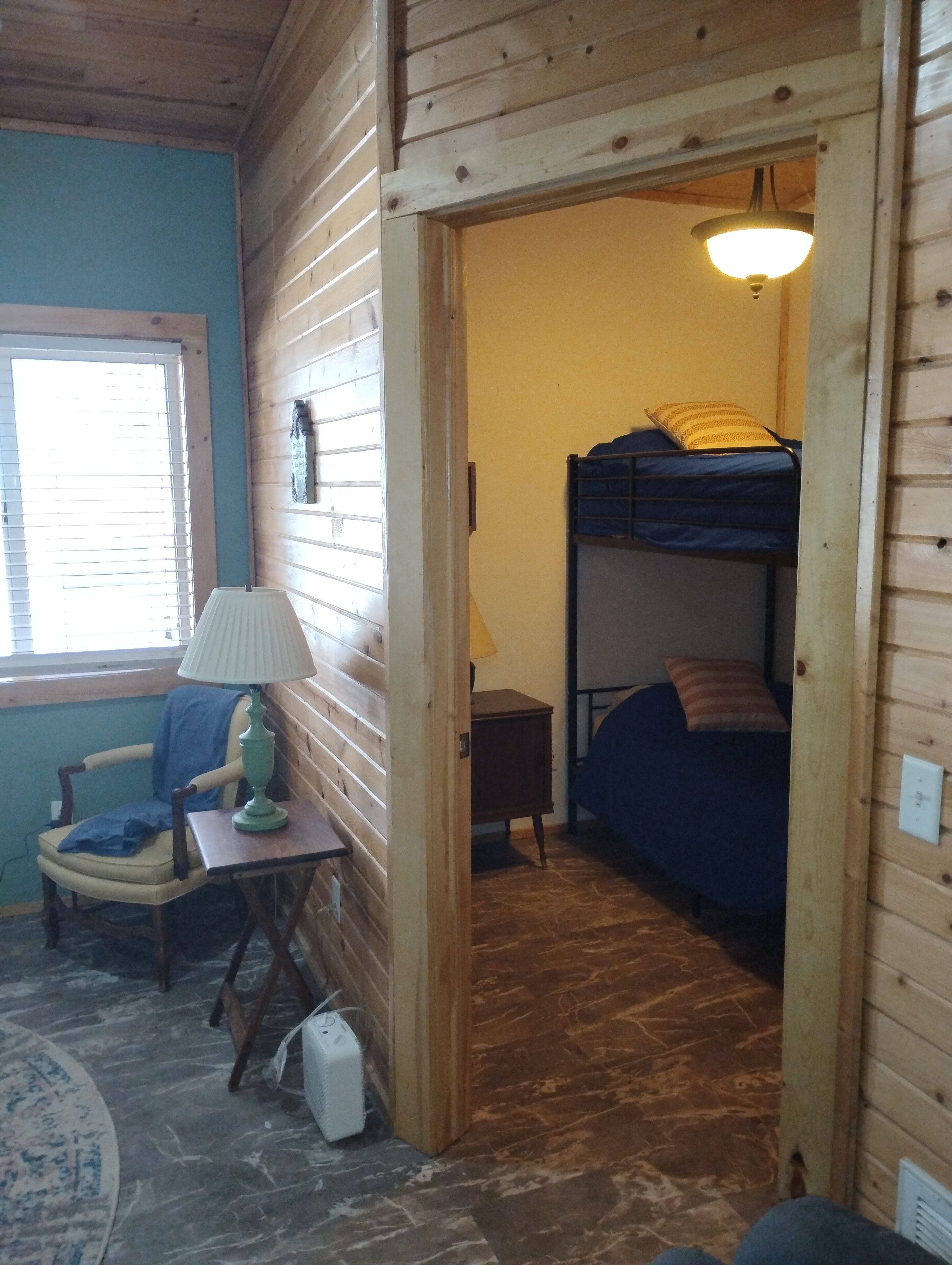 3 chambres, fer et planche à repasser, Wi-Fi, literie fournie
