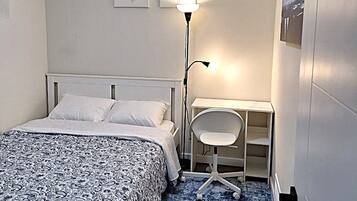 1 bedroom, iron/ironing board, WiFi, bed sheets