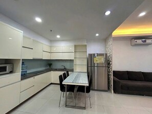 Grand Suite, 1 Bedroom, Club Lounge Access, City View | Egyptian cotton sheets, premium bedding, down comforters - Pavilion Luxury Soho Manhattan Vacation (Cau Ong Lanh)