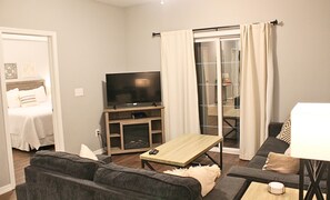 2 bedrooms, iron/ironing board, travel cot, free WiFi
