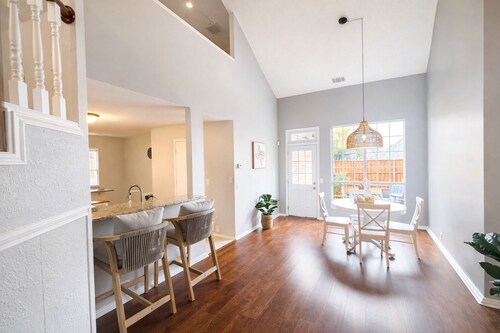 Modern Texas Home. Prime Frisco Location