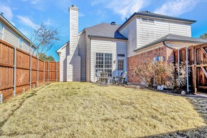 Exterior - Modern Texas Home. Prime Frisco Location (Frisco)