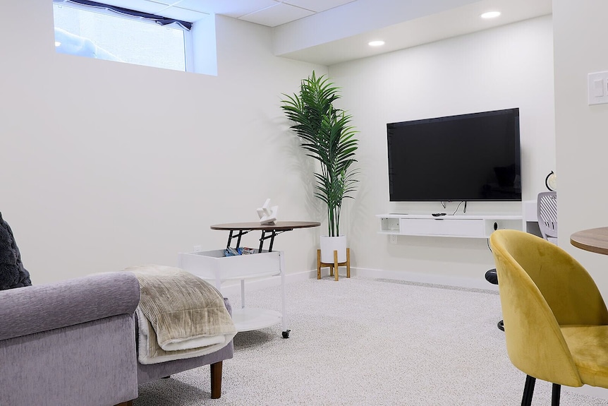Modern, Cozy & Stylishly Furnished Suite | Private Entrance - 曼尼托巴