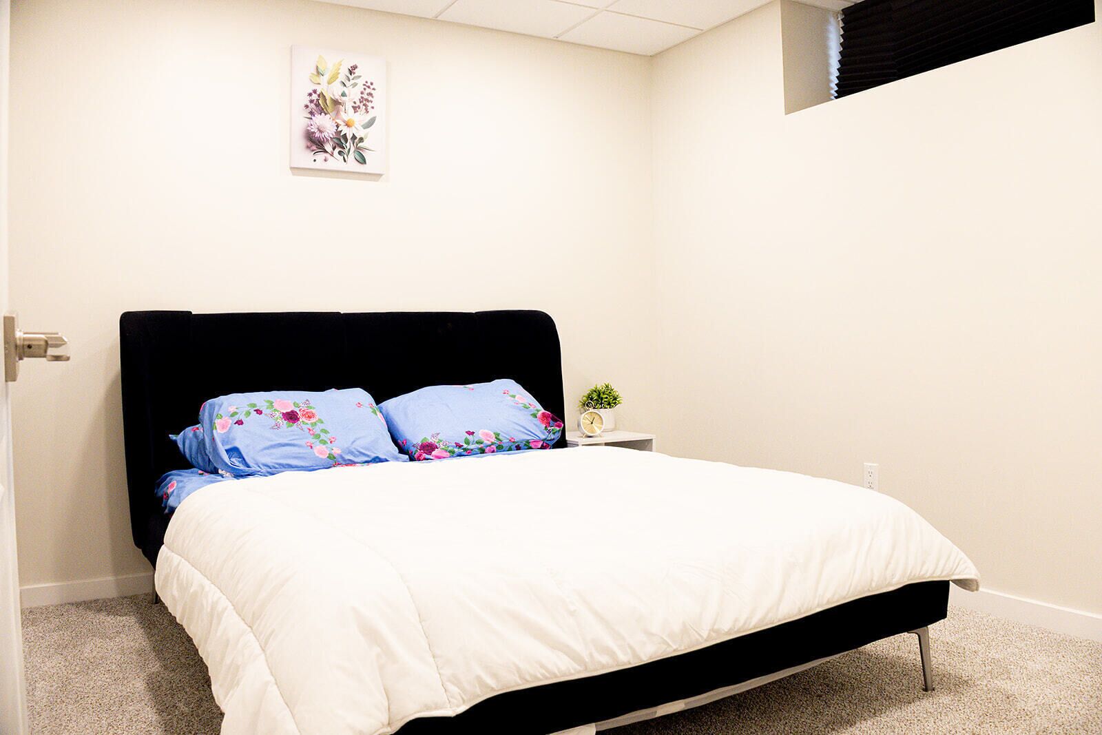 1 bedroom, desk, WiFi (free), bed sheets