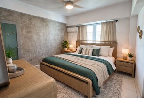 WiFi, bed sheets - Charming 1-bedroom apartment with AC & Wi-Fi in San Juan (San Juan)