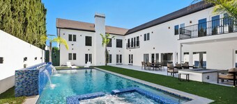 Luxury 6500 SQFT, 7BR Estate Pool, Spa, Sauna, Basketball & BBQ